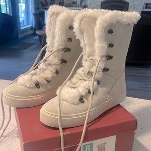 White snow boots